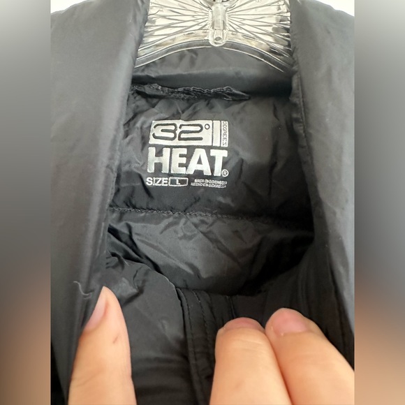 Large Puffer Hiking Vest 32 Degrees - Picture 3 of 6